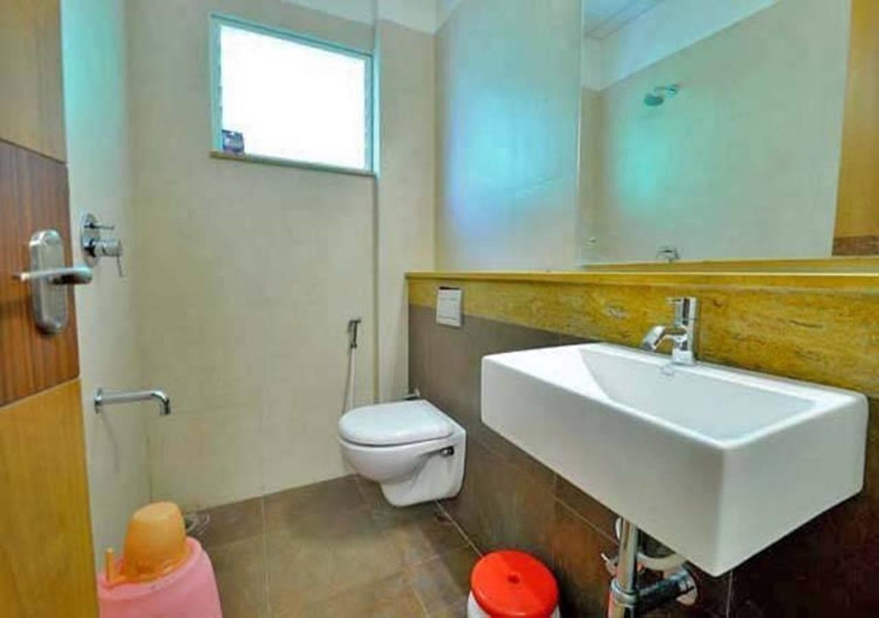 Hotel Holiday Home Bangalore Exterior foto