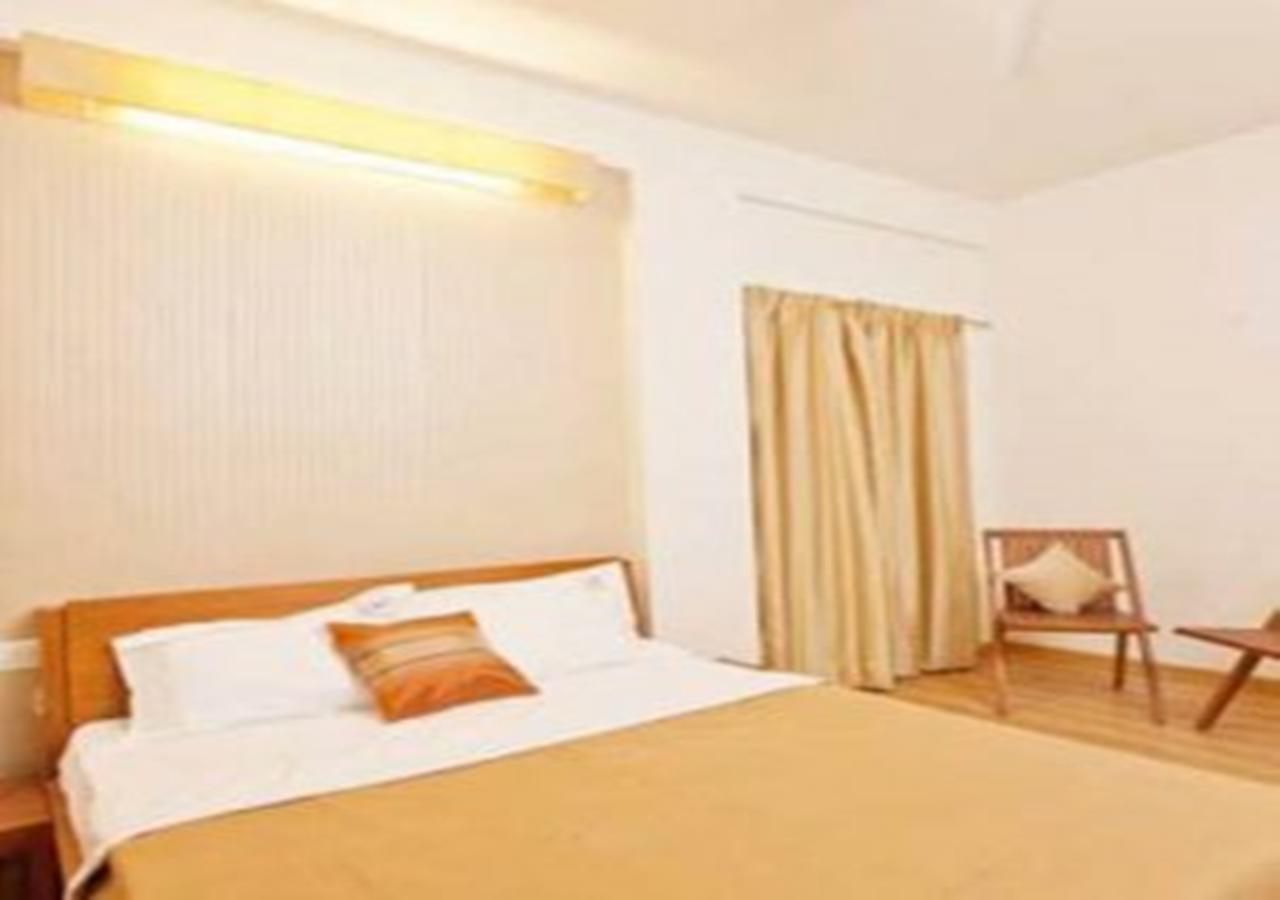 Hotel Holiday Home Bangalore Exterior foto